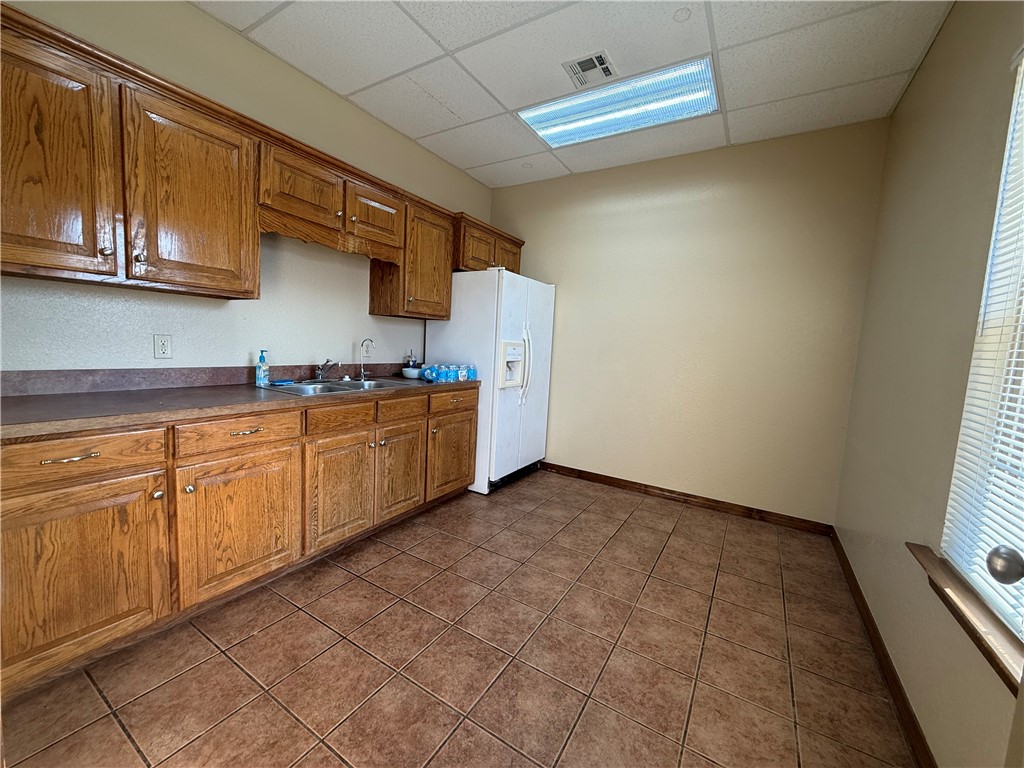 Shelby Square Comm Sub - Commercial Lease