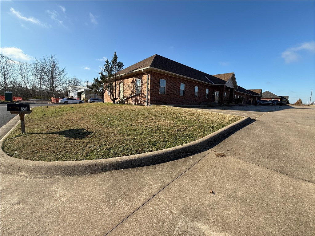 Shelby Square Comm Sub - Commercial Lease