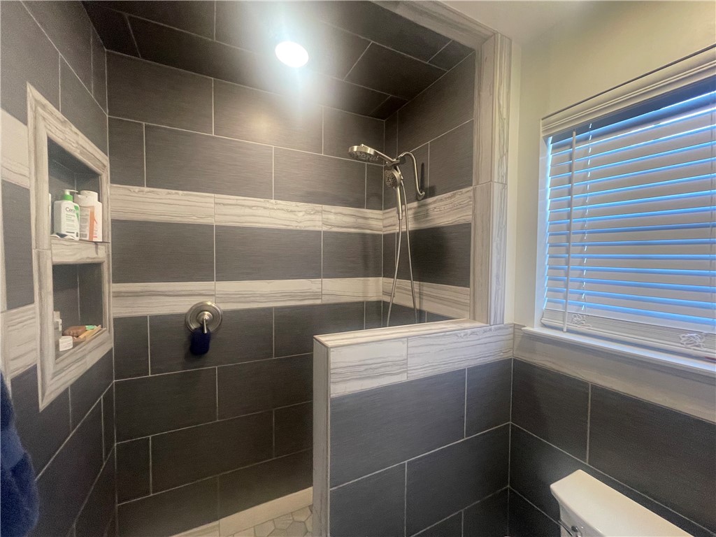 EASTON - Residential