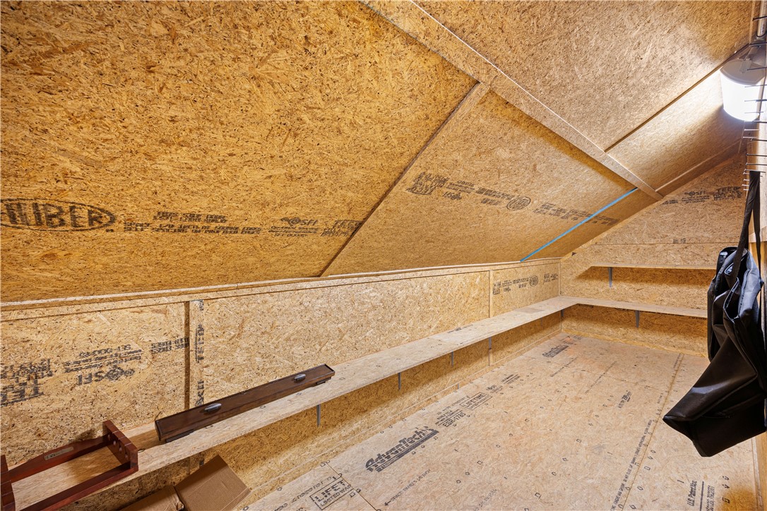 EASTON - Residential