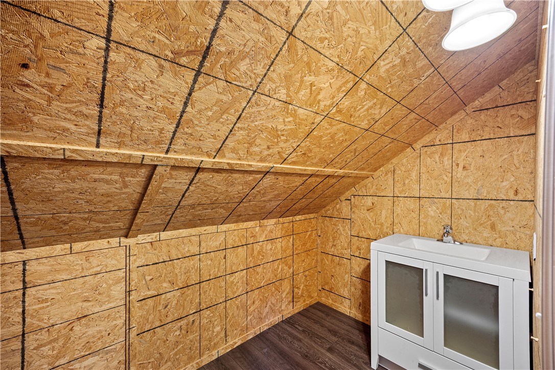 EASTON - Residential