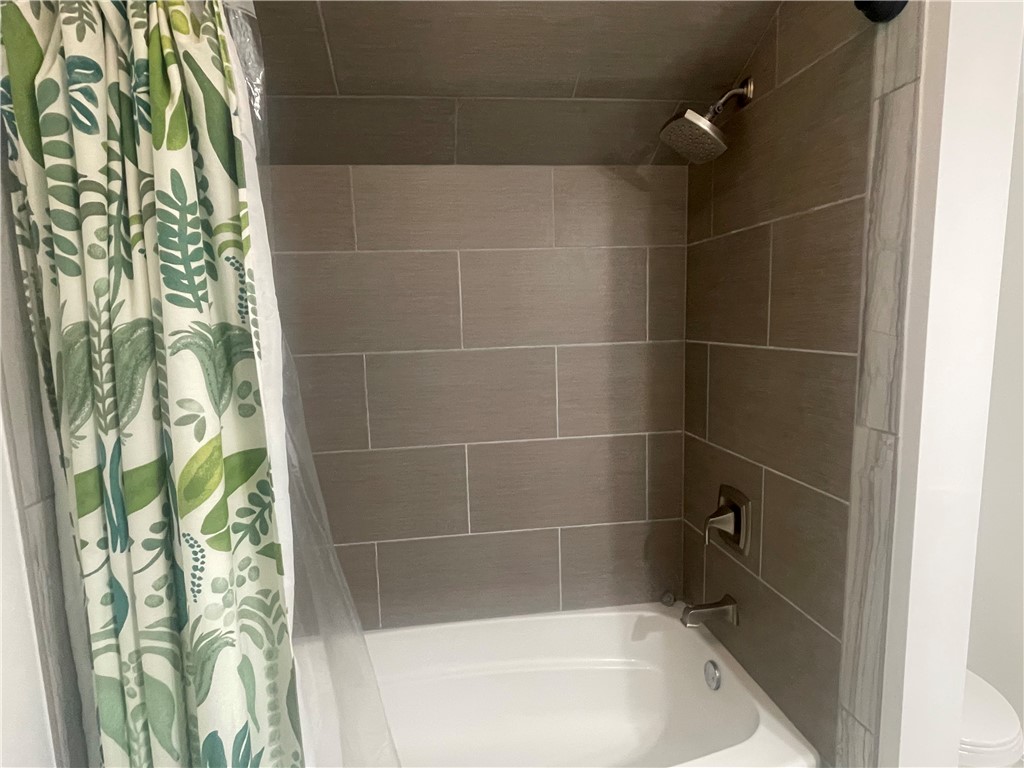 EASTON - Residential