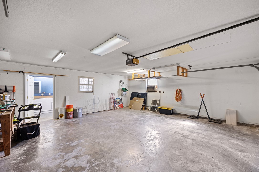 EASTON - Residential