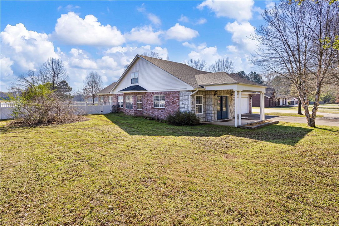 EASTON - Residential