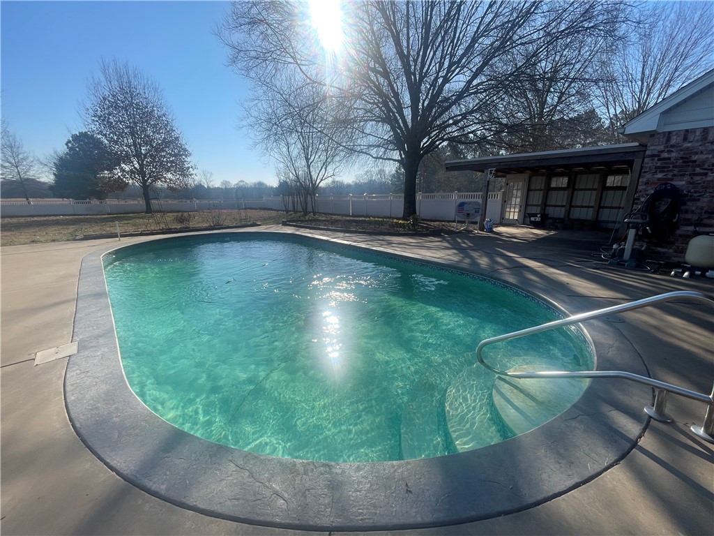 EASTON - Residential