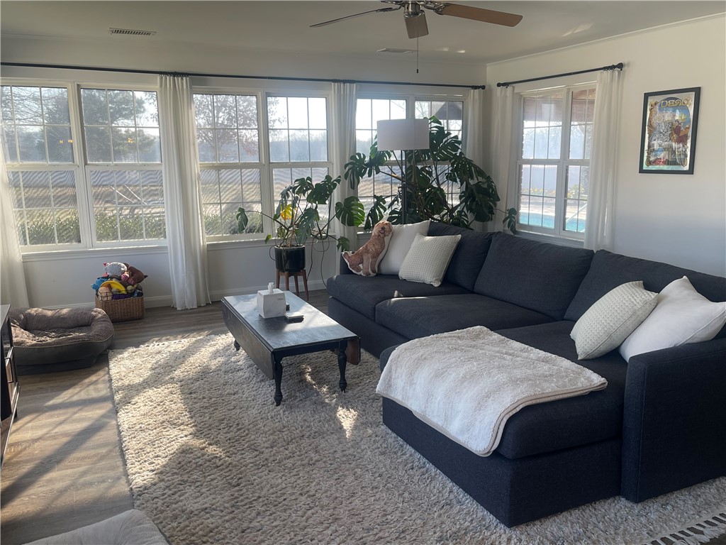 EASTON - Residential