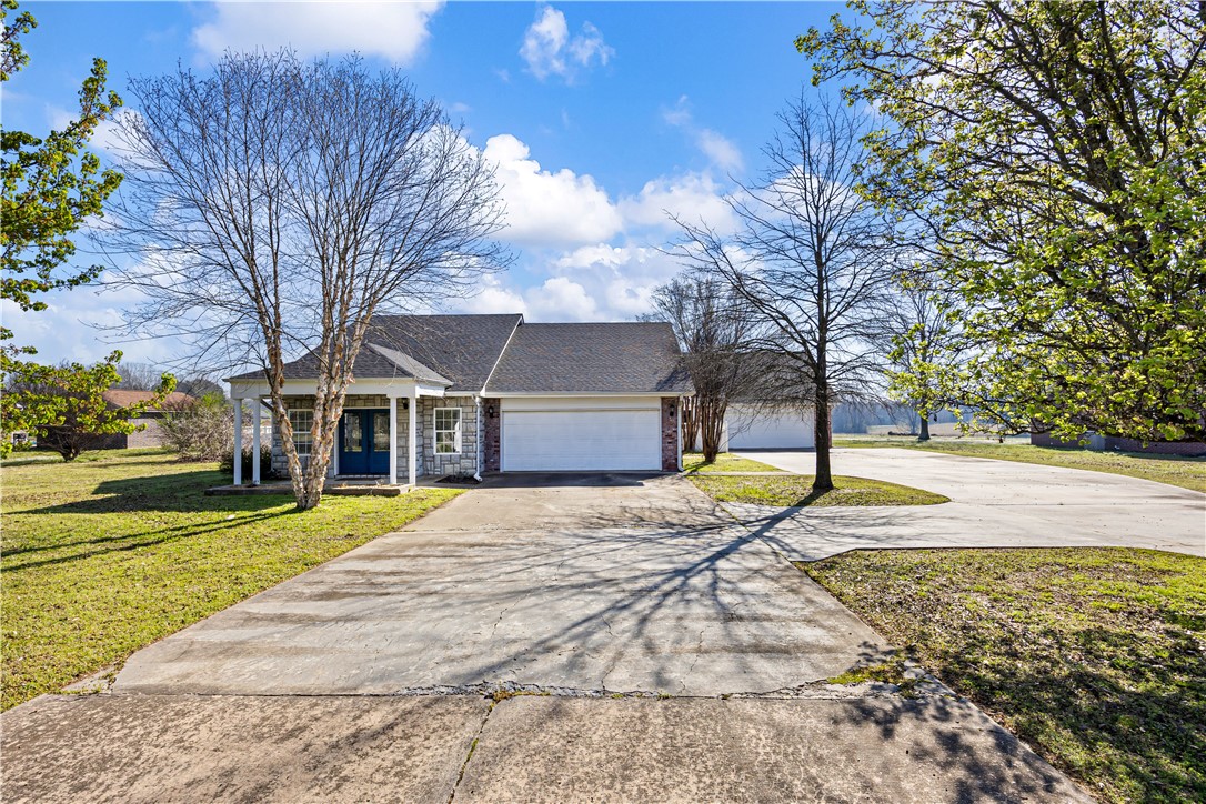 EASTON - Residential