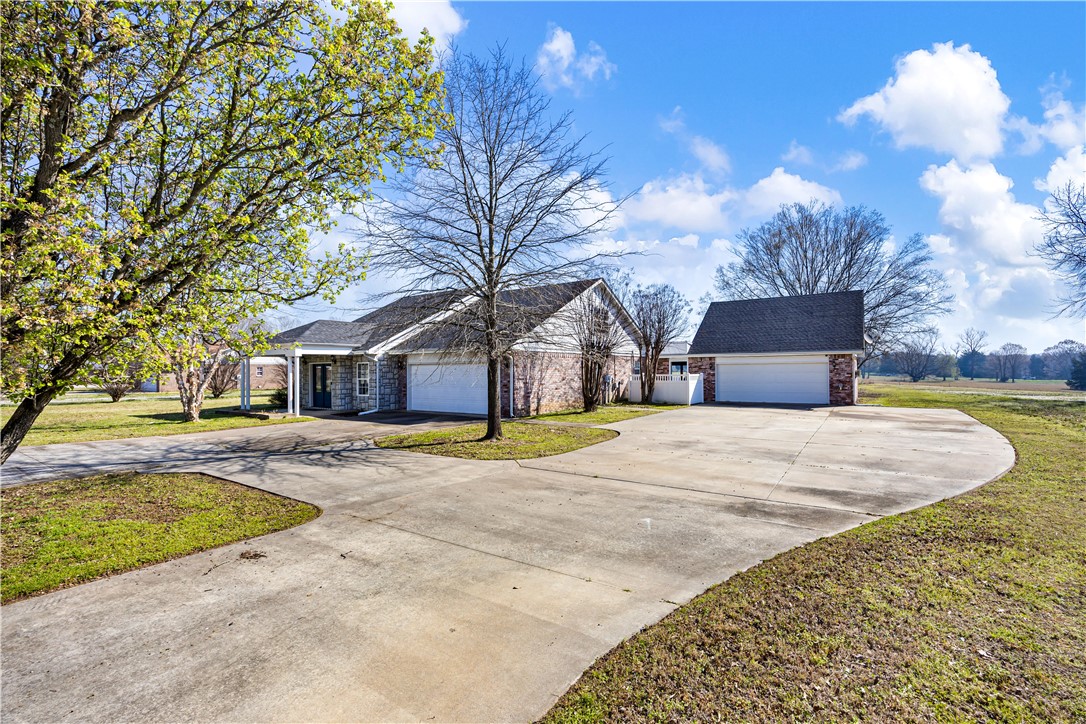 EASTON - Residential