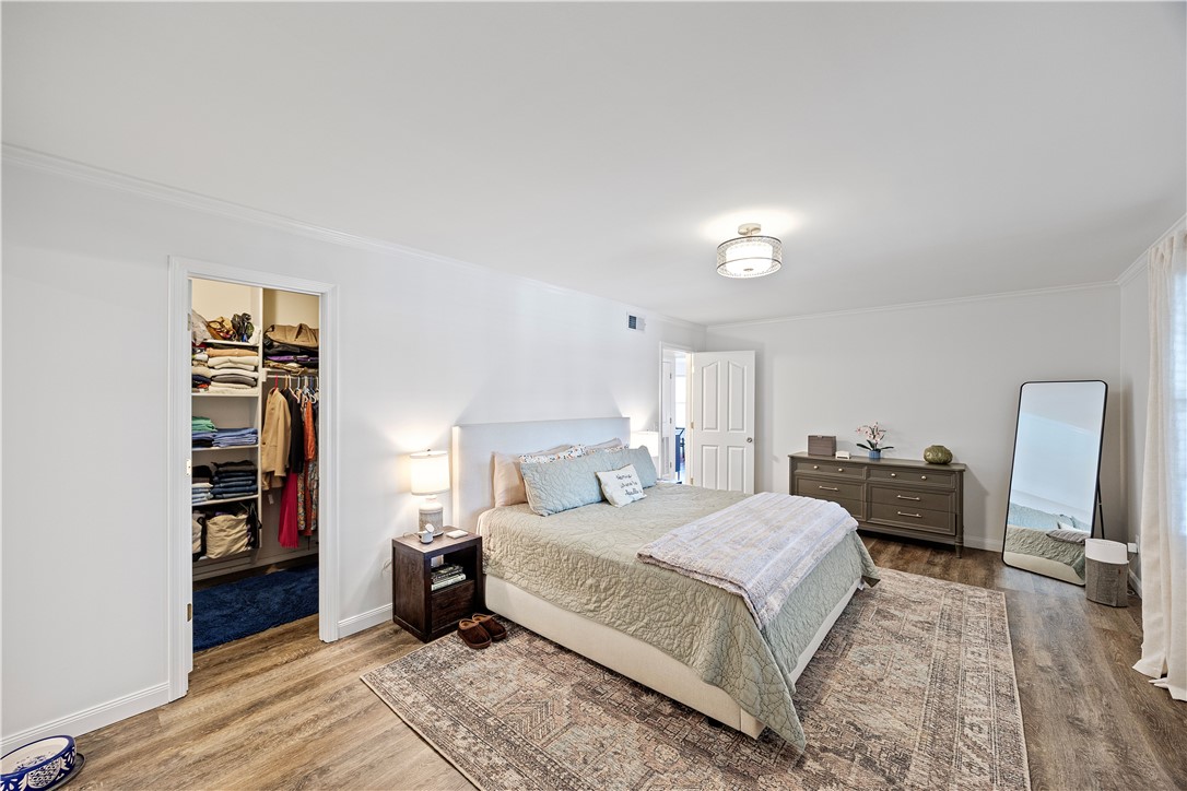 EASTON - Residential