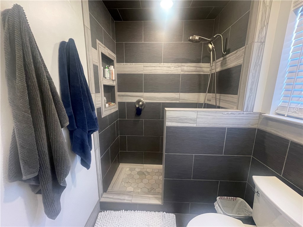 EASTON - Residential