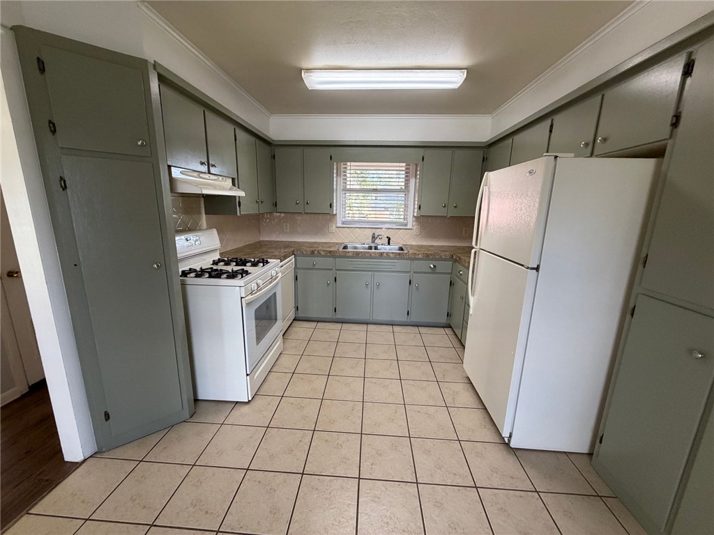 31-20-30 Bentonville - Residential Lease