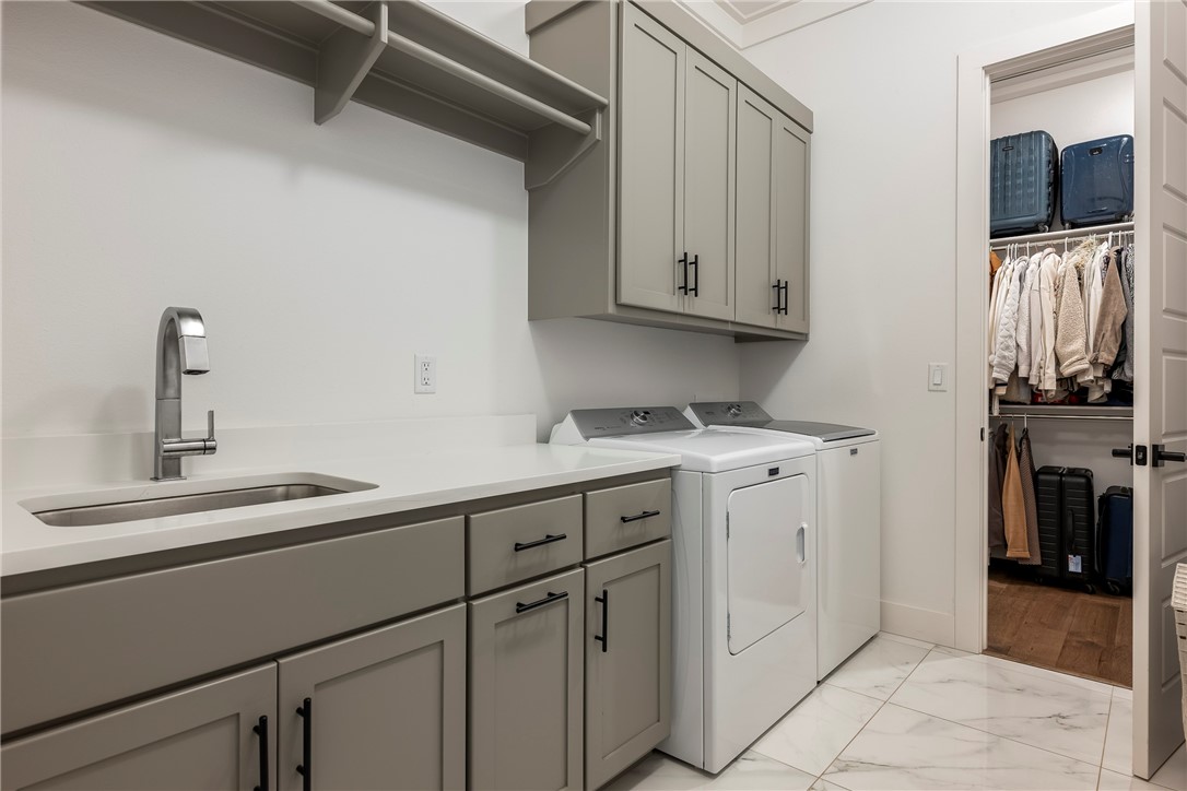 Shadow Valley - Residential