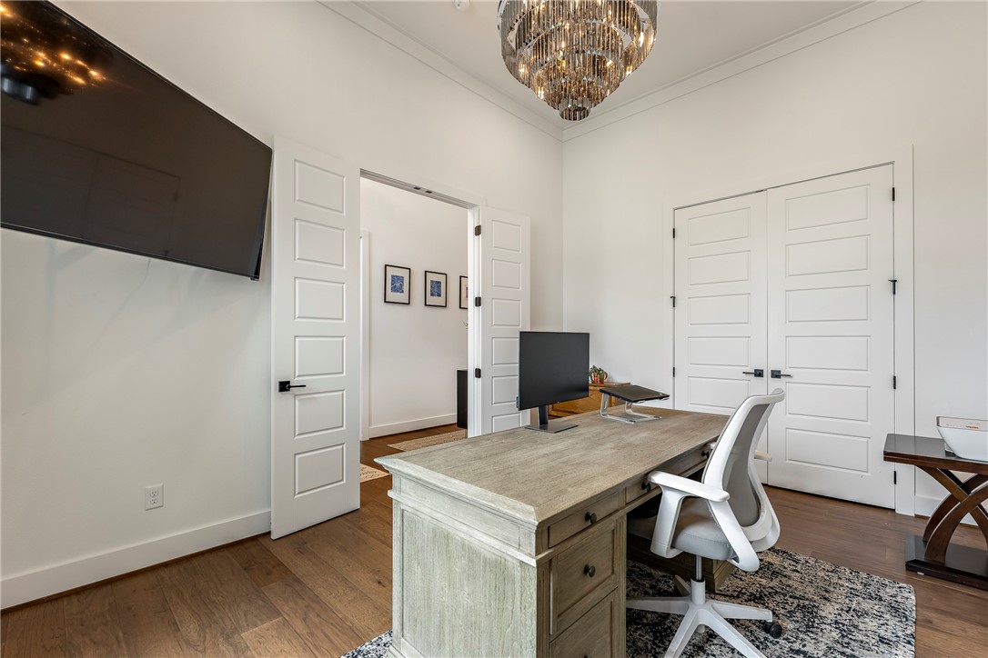 Shadow Valley - Residential