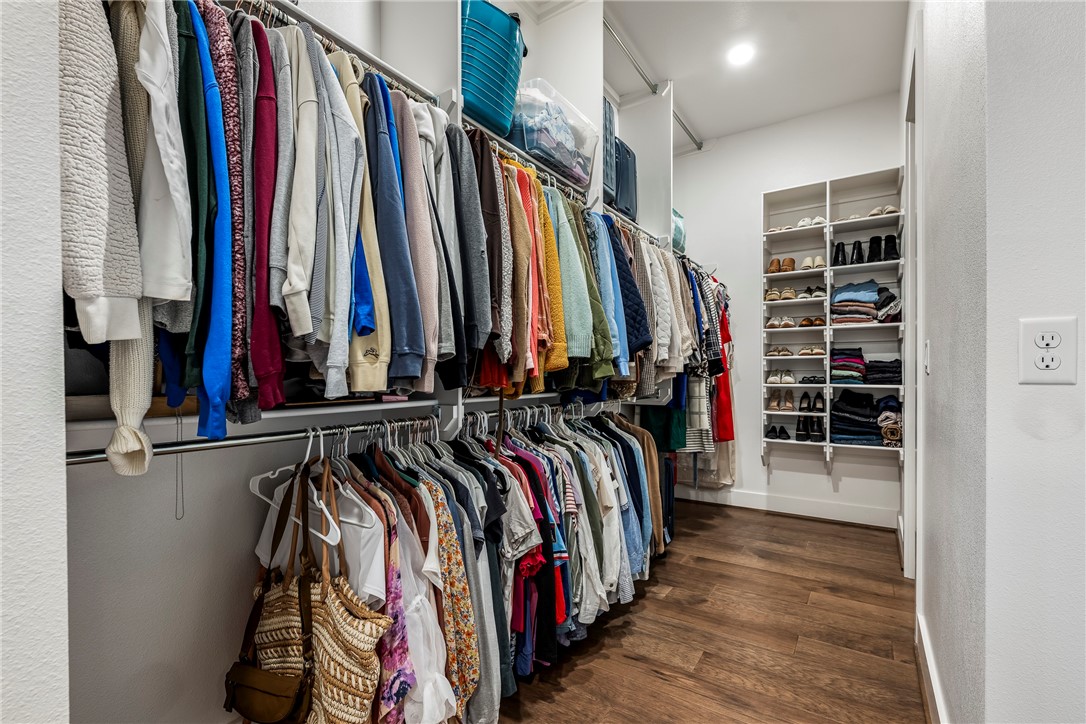 Shadow Valley - Residential