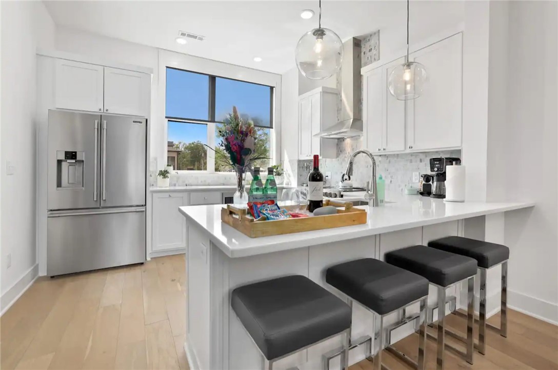 T J HOLLANDS SUB-BENTONVILLE - Residential