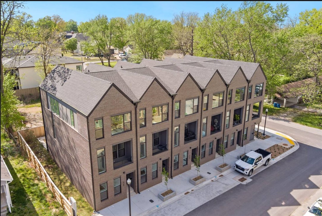 T J HOLLANDS SUB-BENTONVILLE - Residential