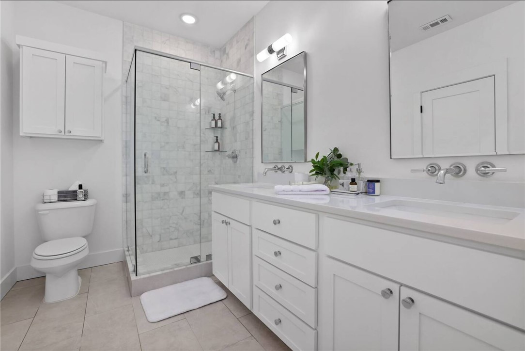 T J HOLLANDS SUB-BENTONVILLE - Residential