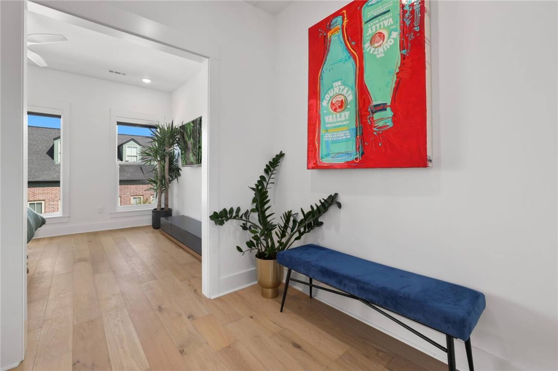 T J HOLLANDS SUB-BENTONVILLE - Residential