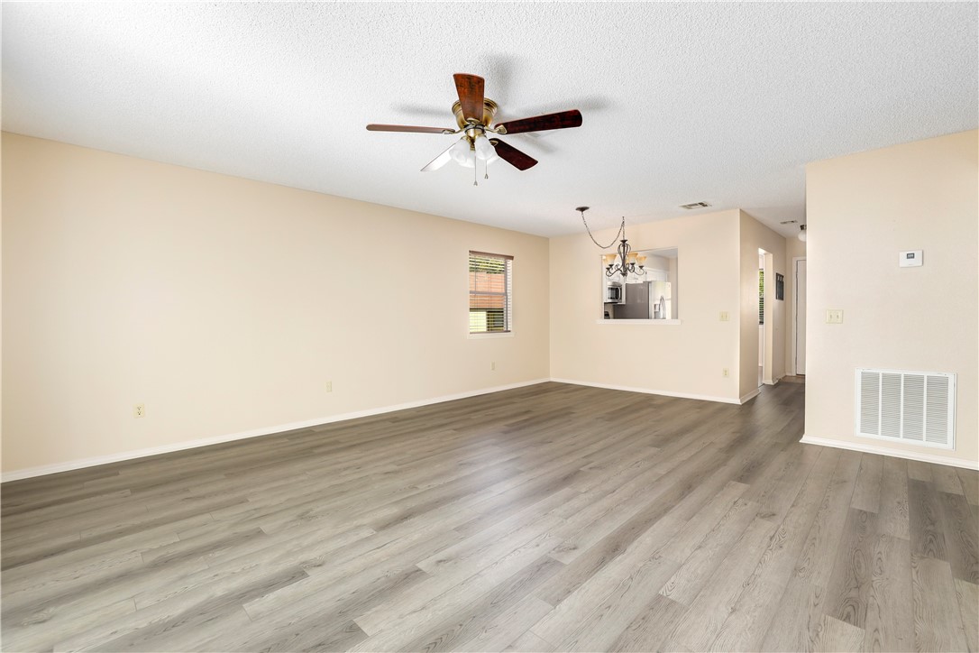 Metfield Courts Bvv - Residential