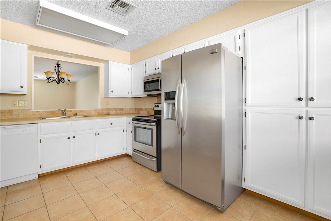 Metfield Courts Bvv - Residential