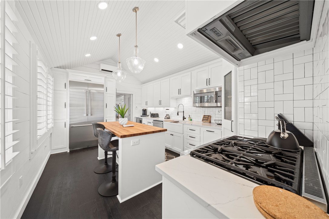 DODSON, ACRES, RIDGETOP BLOCK - Residential