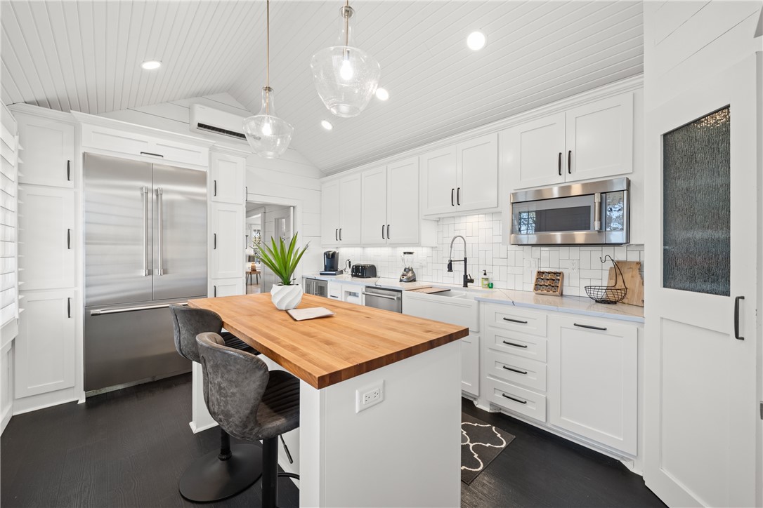 DODSON, ACRES, RIDGETOP BLOCK - Residential