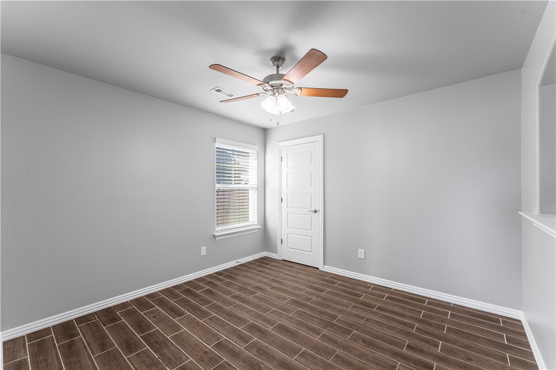 Elkhorn Sub Ph I Pea Ridge - Residential Lease