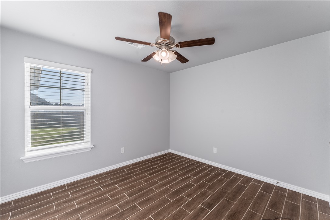 Elkhorn Sub Ph I Pea Ridge - Residential Lease