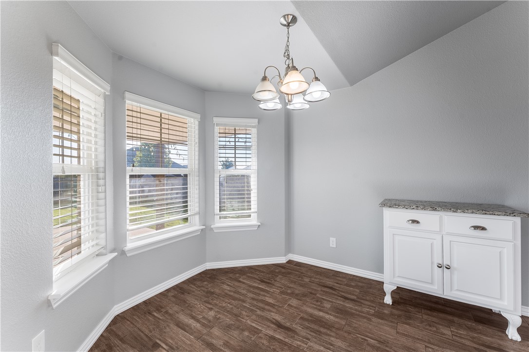 Elkhorn Sub Ph I Pea Ridge - Residential Lease