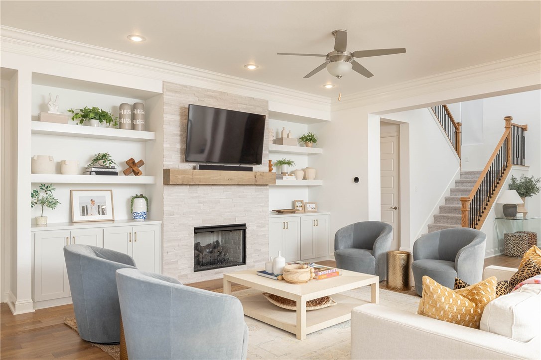 Savannah Estates Rogers - Residential