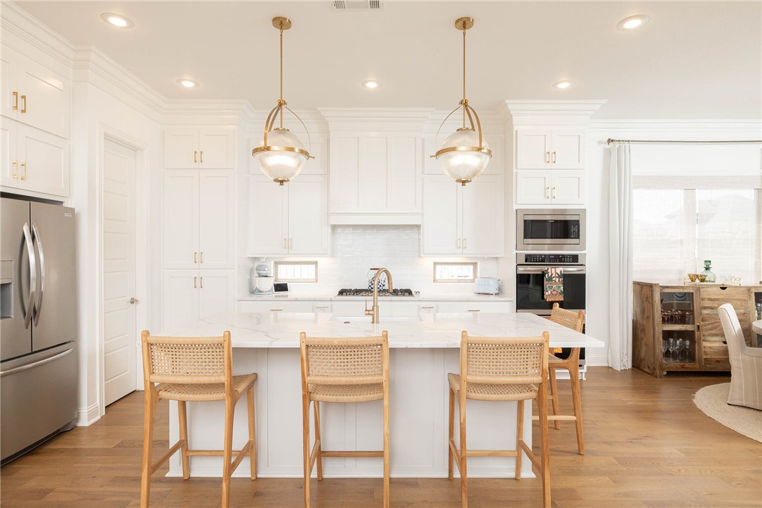 Savannah Estates Rogers - Residential