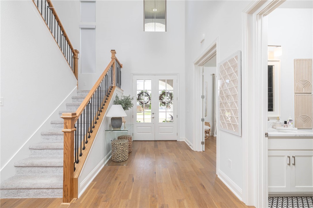 Savannah Estates Rogers - Residential