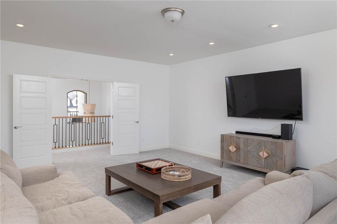 Savannah Estates Rogers - Residential