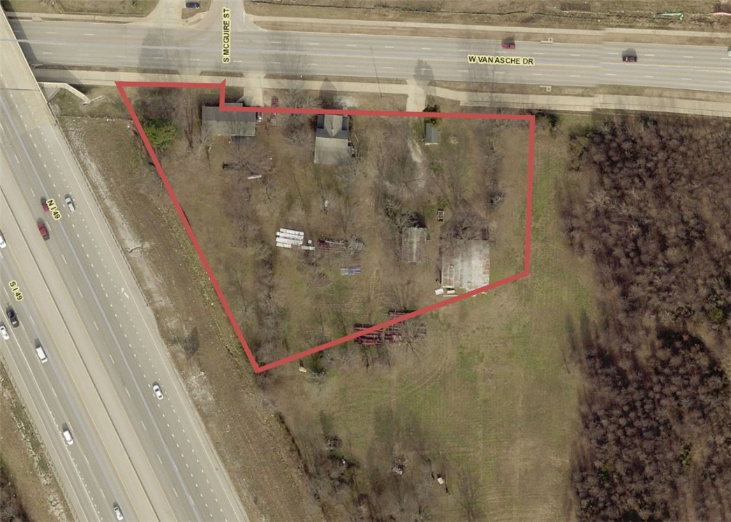 Fayetteville Outlots - Land