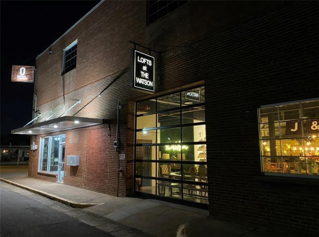 Railroad Addition - Commercial Lease