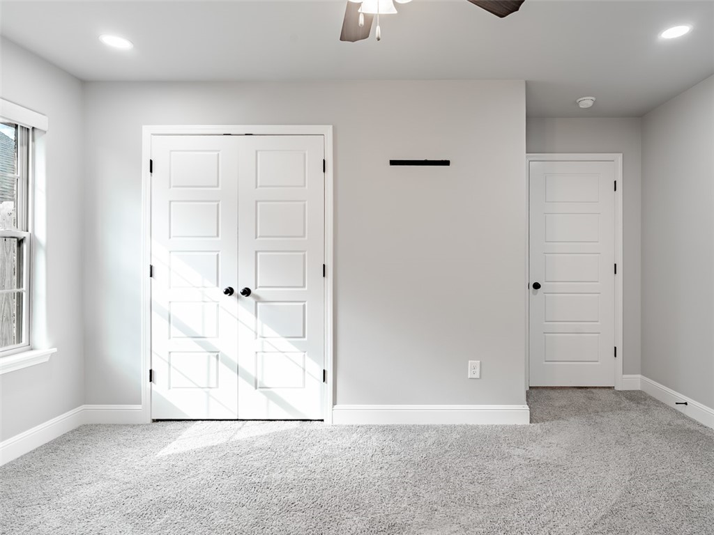 Pines Ph I, The Centerton - Residential Lease