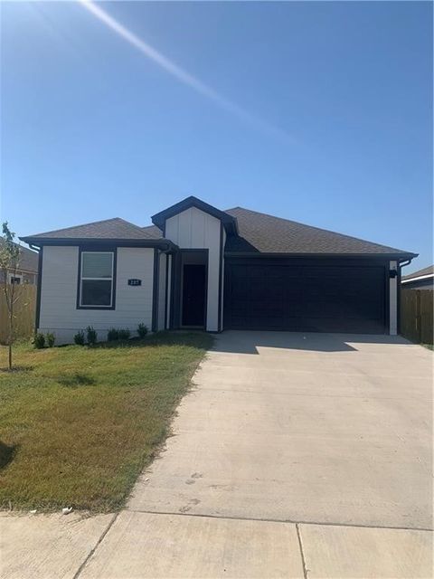 Photo of 207 NW Belleflower Street, Gentry, AR 72734 (MLS # 1336138)