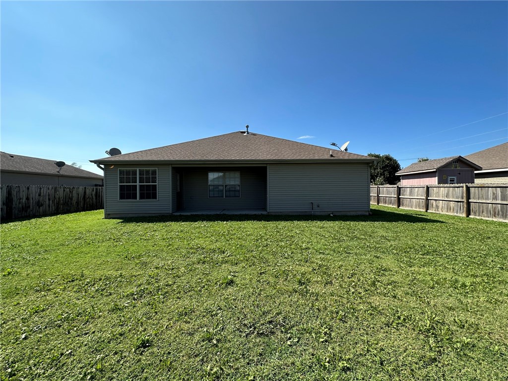 Willow Crossing Ph I Centerton - Residential Lease