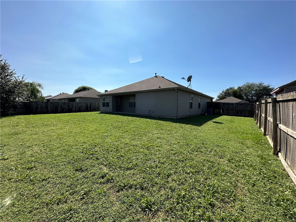 Willow Crossing Ph I Centerton - Residential Lease