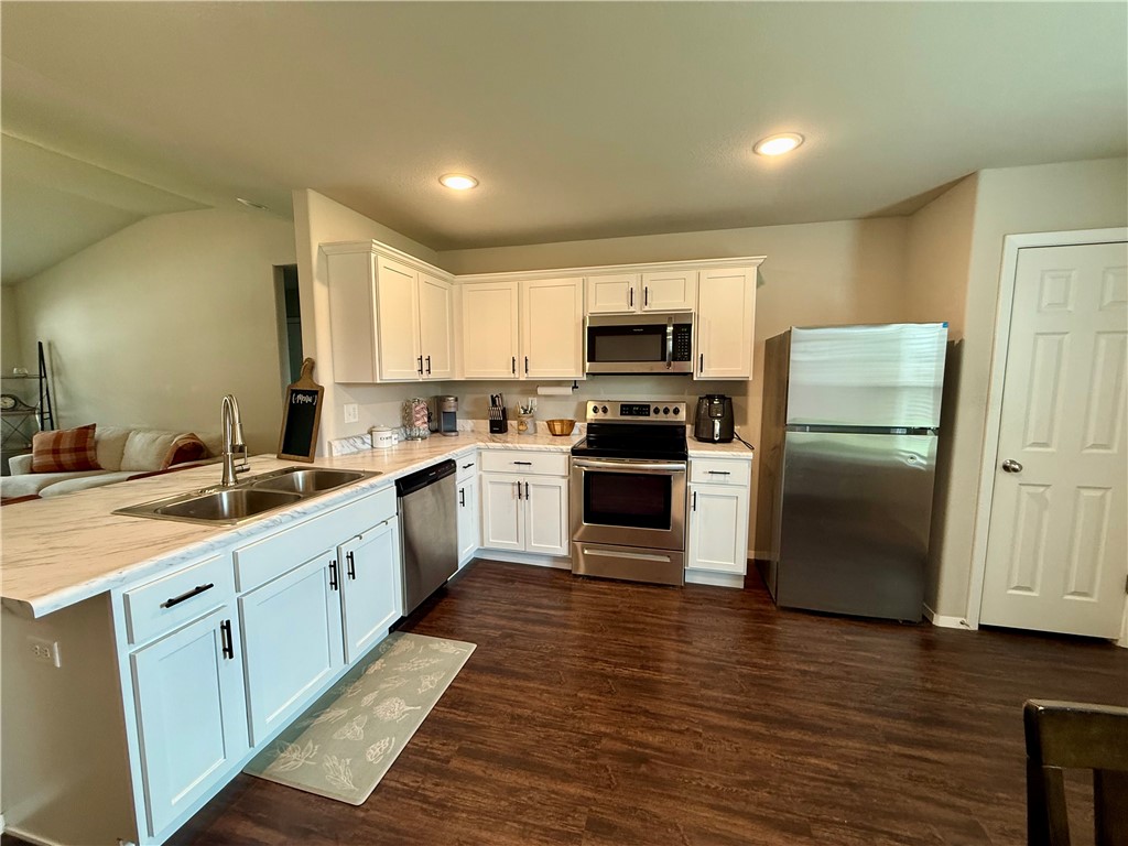 Cedar Bluff - Residential