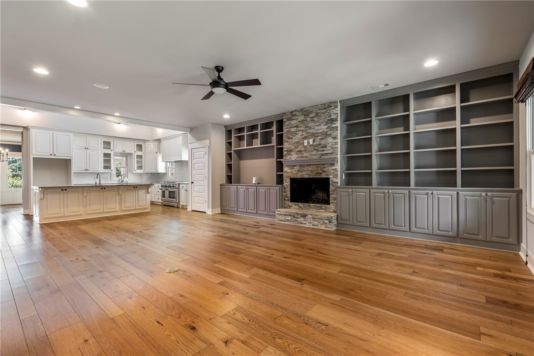 2-16-30 Fayetteville Outlots - Residential