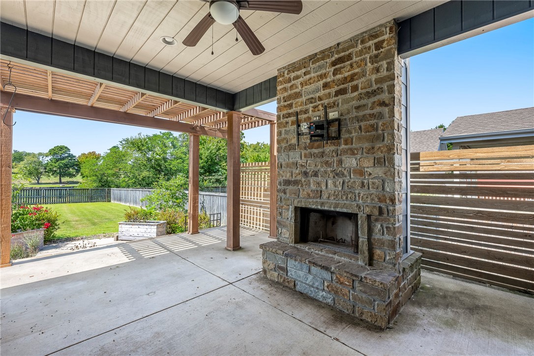 2-16-30 Fayetteville Outlots - Residential