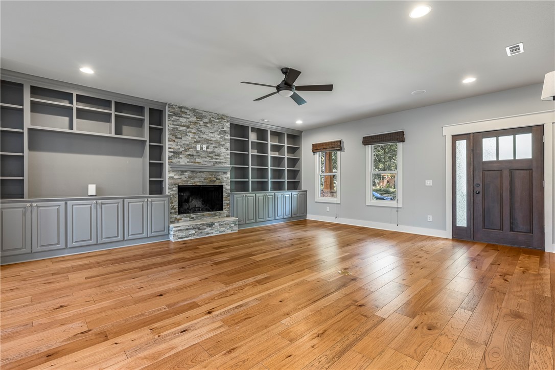 2-16-30 Fayetteville Outlots - Residential