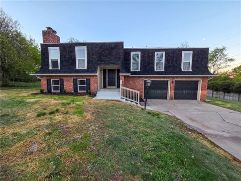 1703 Arapaho Avenue Springdale AR 72764