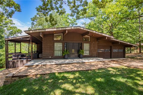 Photo of 1 Rader Lane, Bella Vista, AR 72715 (MLS # 1332201)