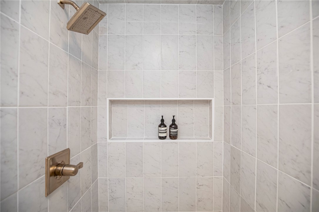 Avondale Sub 1 Bvv - Residential Lease