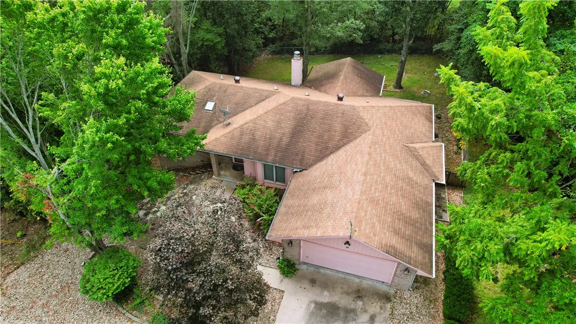 Bella Vista, Arkansas 72715, United States, 2 Bedrooms Bedrooms, ,2 BathroomsBathrooms,Residential,Active,203806