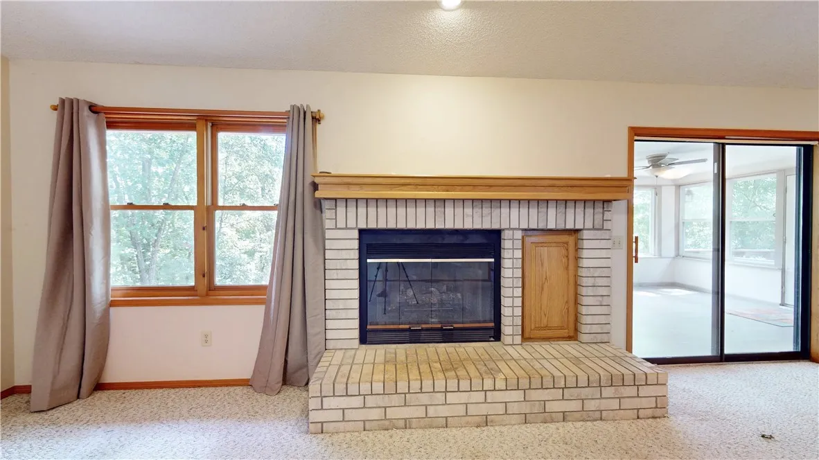 Bella Vista, Arkansas 72715, United States, 2 Bedrooms Bedrooms, ,2 BathroomsBathrooms,Residential,Active,203806