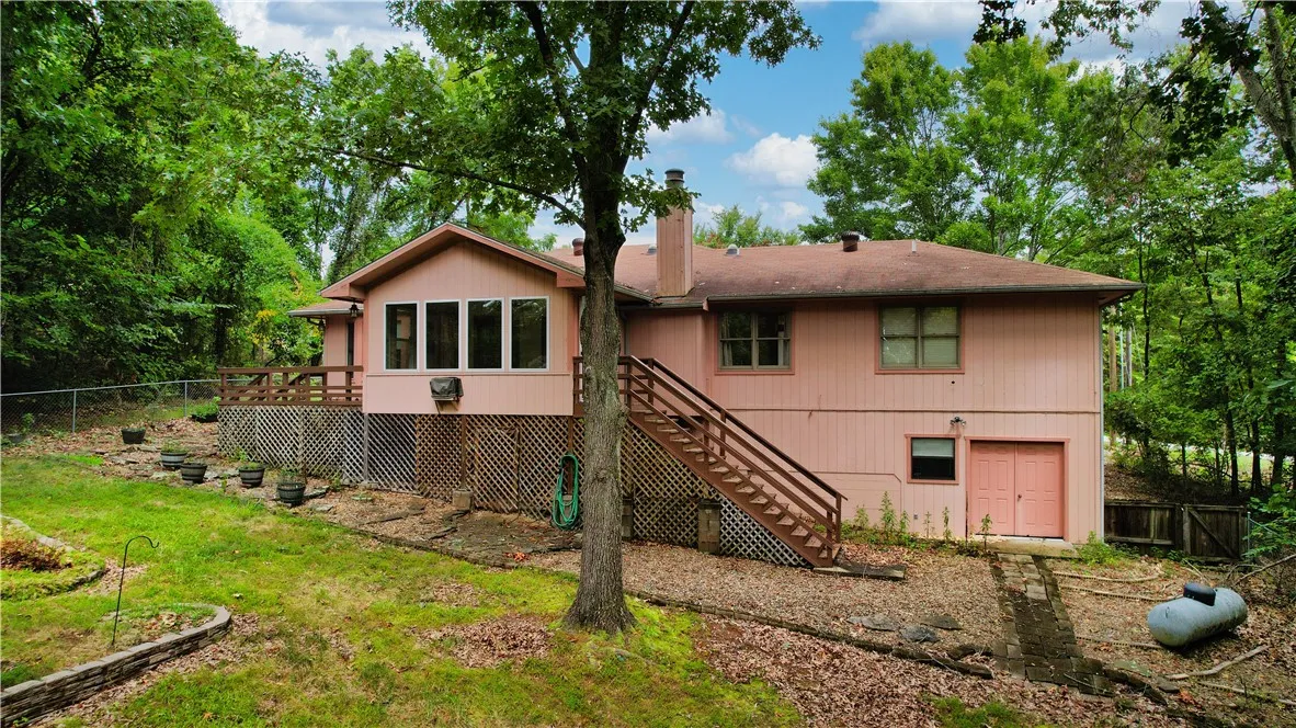 Bella Vista, Arkansas 72715, United States, 2 Bedrooms Bedrooms, ,2 BathroomsBathrooms,Residential,Active,203806