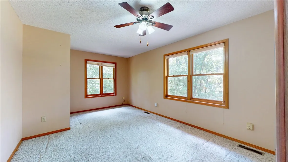 Bella Vista, Arkansas 72715, United States, 2 Bedrooms Bedrooms, ,2 BathroomsBathrooms,Residential,Active,203806